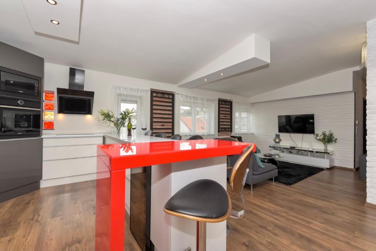 Nightingale Luxury Apartment Budapest Exteriör bild