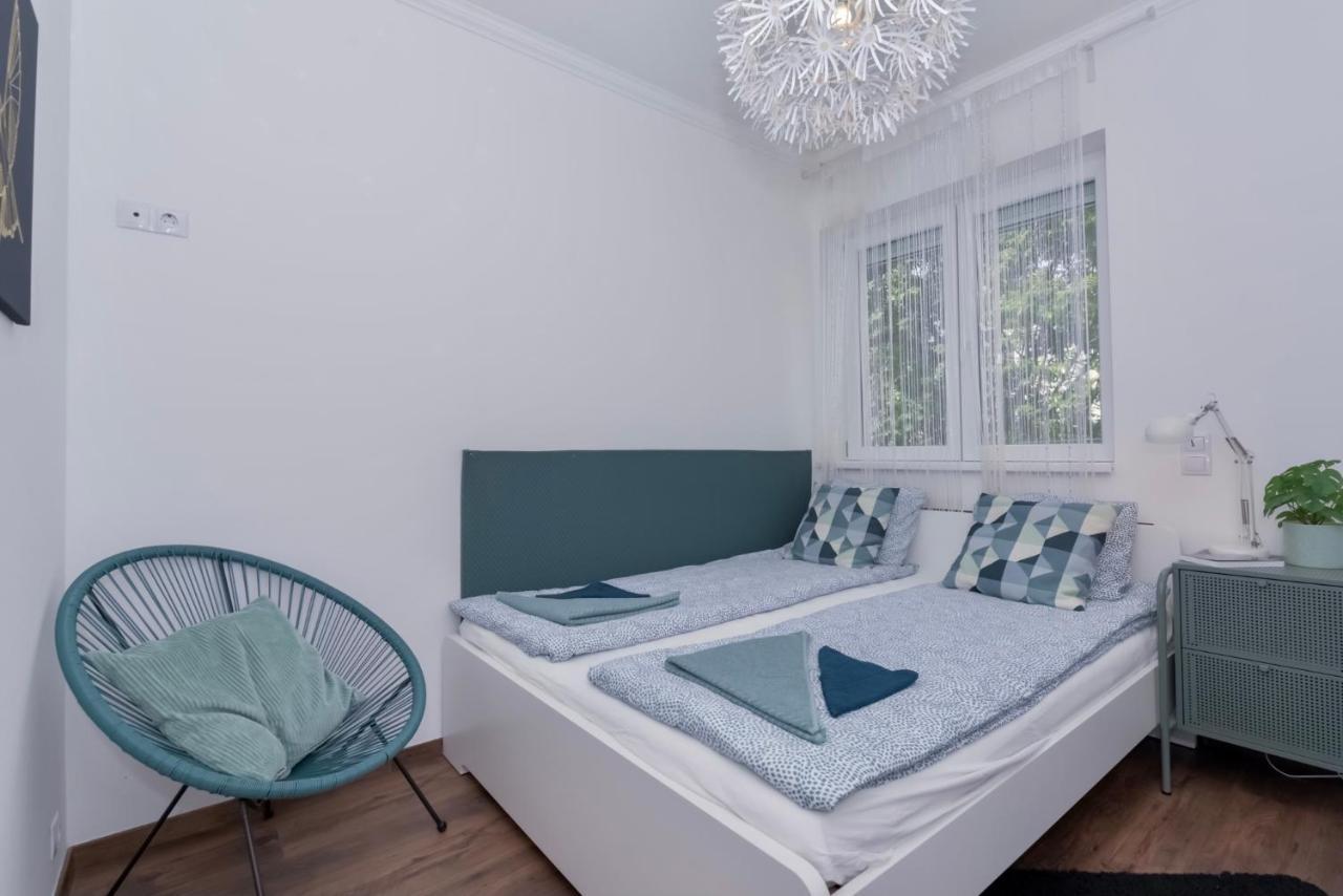 Nightingale Luxury Apartment Budapest Exteriör bild